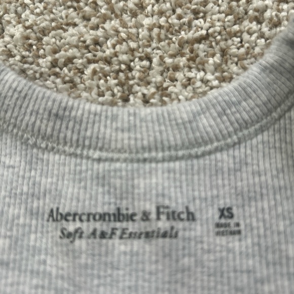 Gray Ribbed Tank Top - Picture 2 of 2